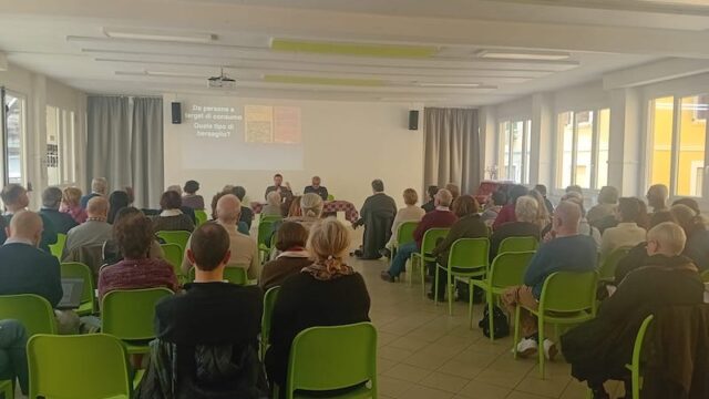 La democrazia come strumento per la testimonianza