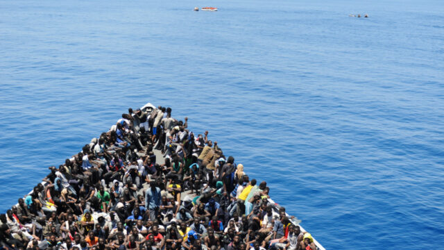 «Proteggere le persone più delle frontiere»